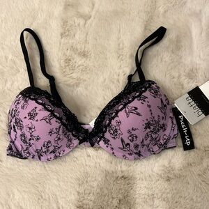 Bra push-up 34C lilac lavender purple black lace trim bow detail.